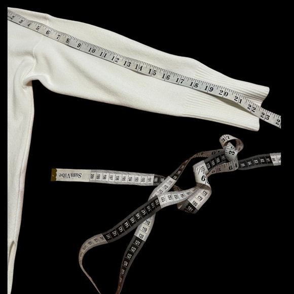 French Connection White Women's Sweater Rolled Finishes ~Worn Twice   size XS-SM - Picture 14 of 16